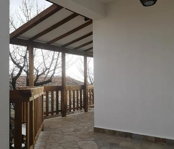 The White House Villa