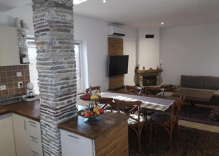 The White House Villa Kamilski Dol