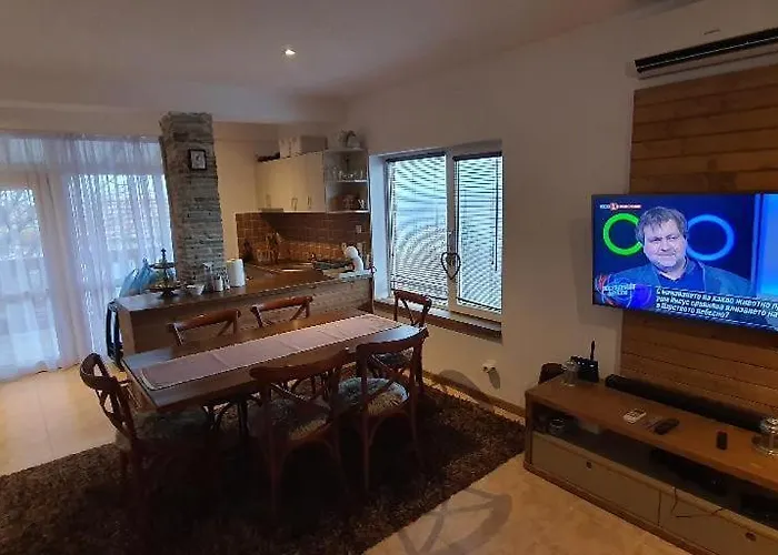 The White House Villa *