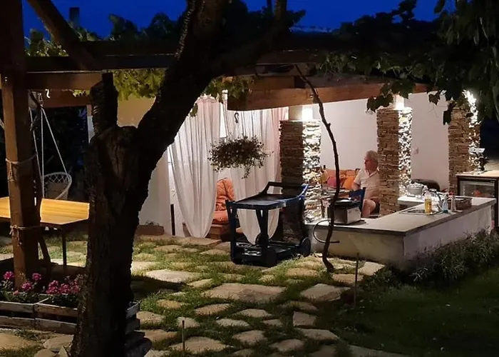 The White House Villa *